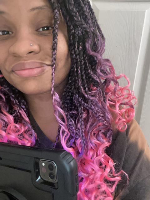 Jakayla, the astrologer behind Cosmically Created